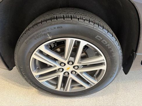 Certified 2023 Chevrolet Traverse High Country w/ LPO, Floor Liner Package AWD/4WD image 8