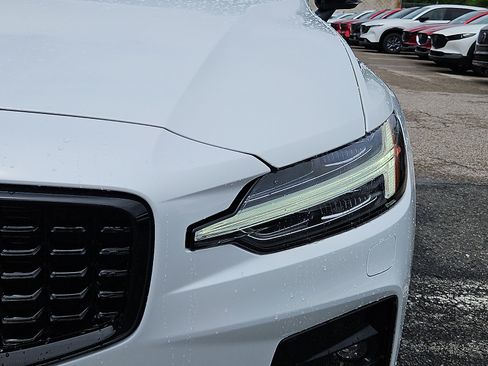 Certified 2024 Volvo S60 B5 Core w/ Climate Package FWD image 9