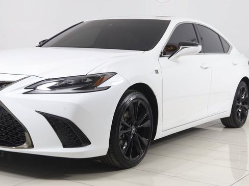 Used 2025 Lexus ES 300h F Sport w/ Accessory Package (Z1) image 54