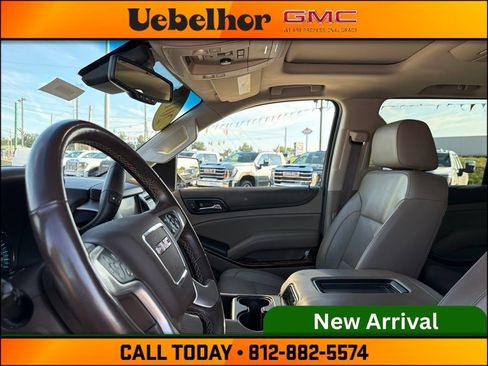 Used 2018 GMC Yukon XL SLT w/ Open Road Package AWD/4WD image 26
