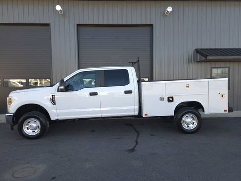 Used 2018 Ford F350 XL image 1