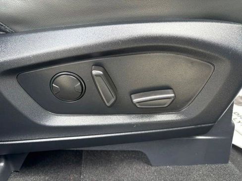 Certified 2025 Ford Explorer Active w/ Active Comfort Package RWD image 22