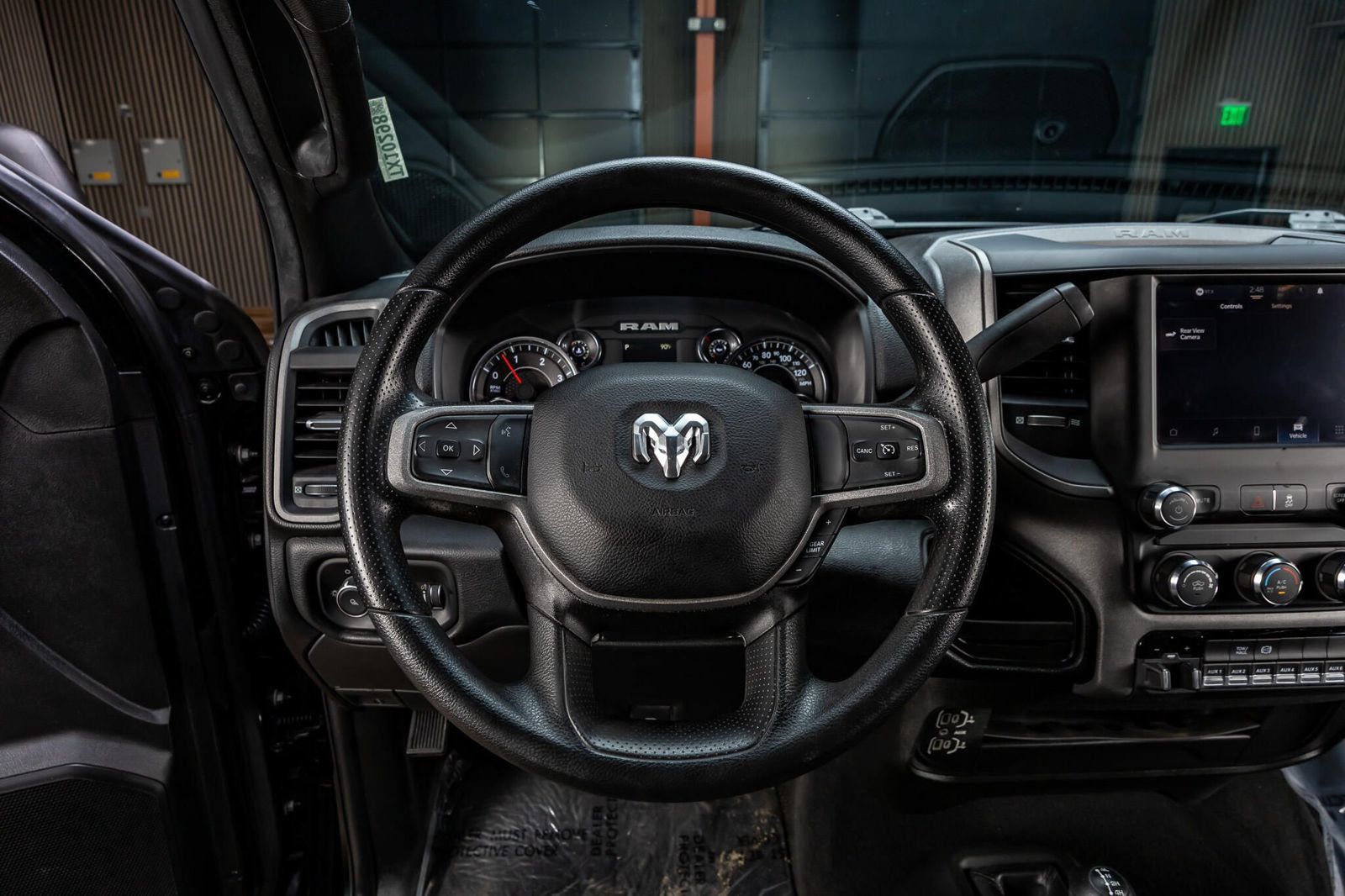 Used 2024 RAM 3500 Tradesman AWD/4WD image 18