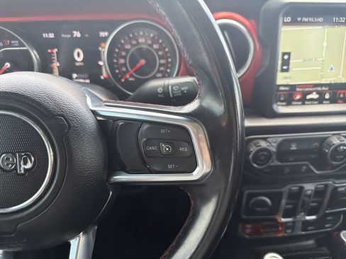 Used 2020 Jeep Gladiator Rubicon AWD/4WD image 31
