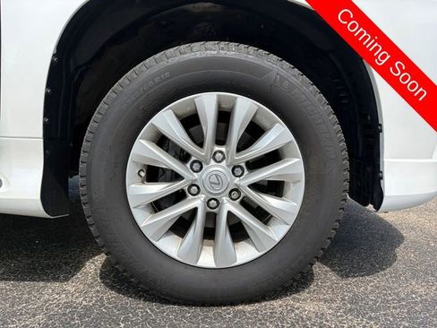 Used 2016 Lexus IS 300 AWD w/ Premium Package image 19