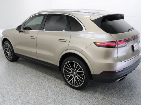 Used 2019 Porsche Cayenne AWD/4WD image 9