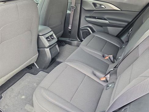 New 2026 Chevrolet Equinox EV LT image 9