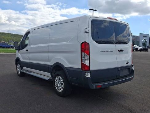 Used 2018 Ford Transit 250 130 Low Roof w/ Exterior Upgrade Package RWD image 4