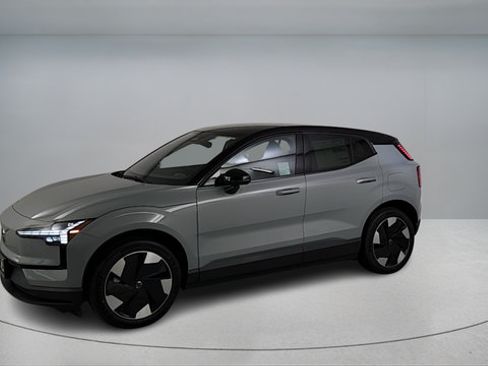 New 2026 Volvo EX30 Plus w/ Climate Package AWD/4WD image 3