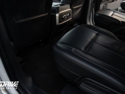 Used 2022 Ford Expedition Max XLT image 21