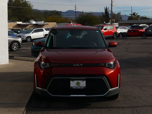 Used 2024 Kia Soul LX w/ Option Group 015 image 16