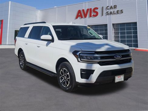 Used 2024 Ford Expedition Max XLT image 9