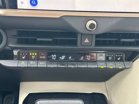 Used 2025 Toyota Crown w/ Advanced Technology Package AWD/4WD image 25