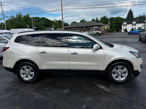 Used 2013 Chevrolet Traverse LT w/ LPO, 'HIT The Road' Package AWD/4WD image 7