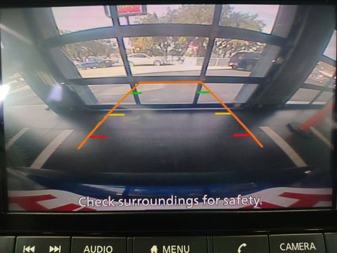 Used 2021 Nissan Rogue S image 5