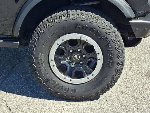 Used 2022 Ford Bronco Badlands w/ Sasquatch Package AWD/4WD image 28