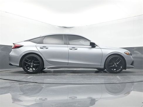 Used 2023 Honda Civic Sport image 12