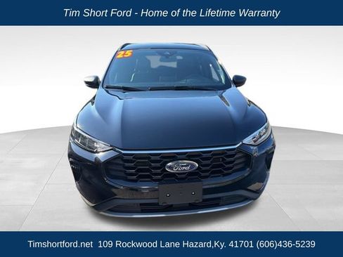 Used 2025 Ford Escape ST-Line AWD/4WD image 3