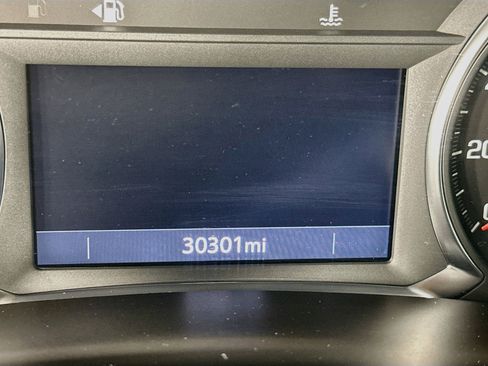 Used 2025 Chevrolet Blazer LT FWD image 18