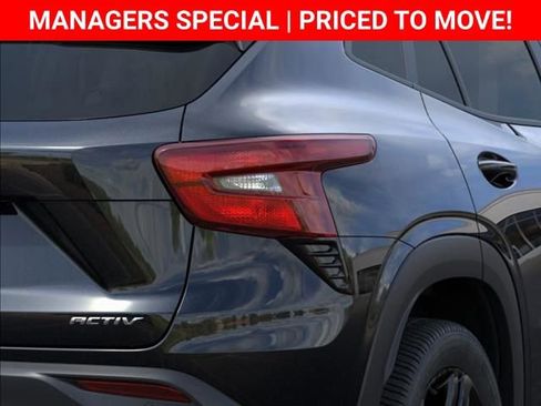New 2026 Chevrolet Trax ACTIV w/ Driver Confidence Package FWD image 11