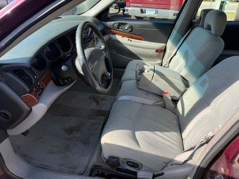 Used 2004 Buick Le Sabre Custom image 8