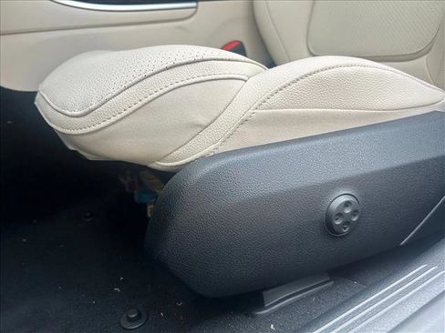 New 2026 Mercedes-Benz C 300 Sedan image 4