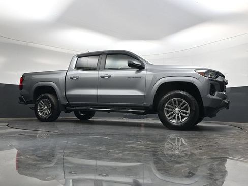 Used 2024 Chevrolet Colorado LT w/ LT Convenience Package II RWD image 34