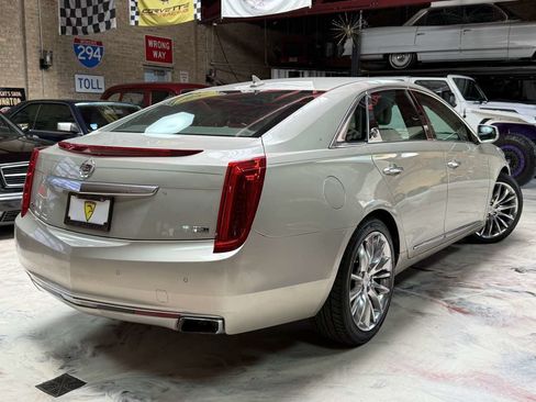 Used 2013 Cadillac XTS Platinum w/ Driver Assist Package FWD image 2