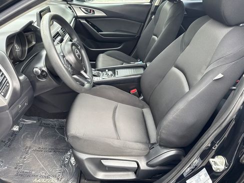 Used 2018 MAZDA MAZDA3 Sport image 20