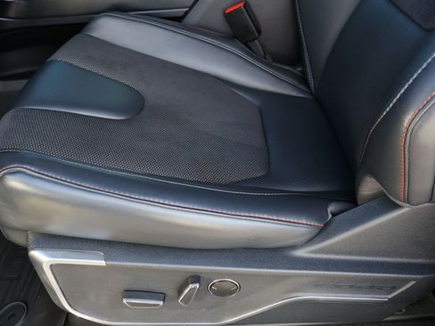 Used 2024 Ford F150 Raptor image 22