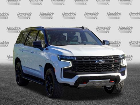 Used 2023 Chevrolet Tahoe Z71 w/ Luxury Package AWD/4WD image 2