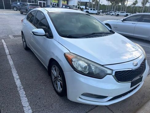 Used 2014 Kia Forte EX w/ Protection Package FWD image 2