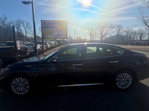 Used 2016 INFINITI Q70 L 3.7 w/ Deluxe Touring Package image 2