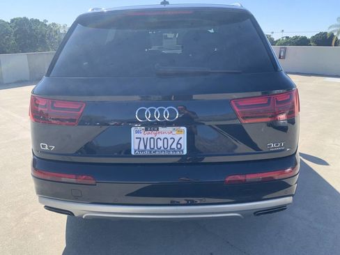 Used 2017 Audi Q7 3.0T Premium image 8