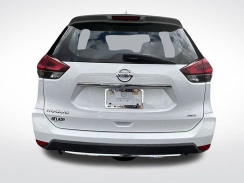 Certified 2020 Nissan Rogue S image 45