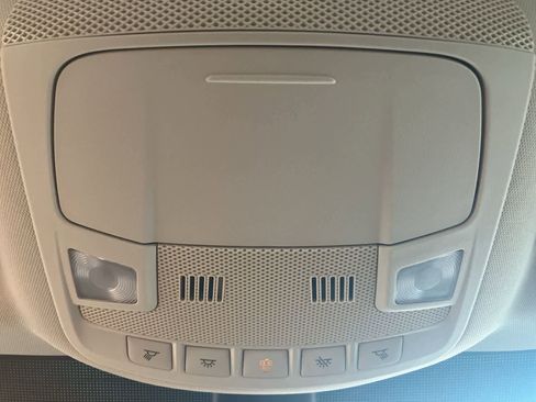 Used 2023 Ford Edge SEL w/ Convenience Package image 20