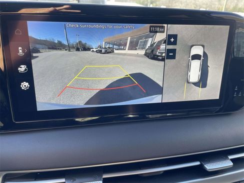 Used 2023 Hyundai Palisade Limited w/ Winter Package image 22