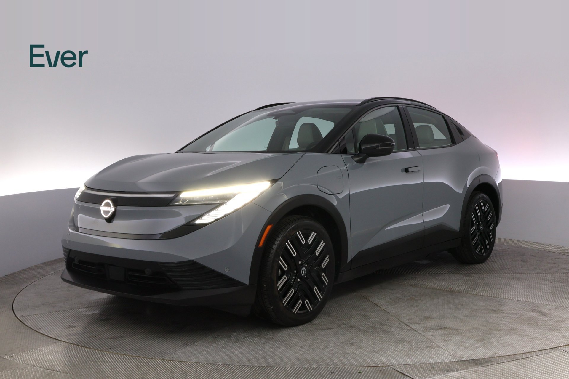 Used 2026 Nissan Leaf Platinum+ FWD image 2