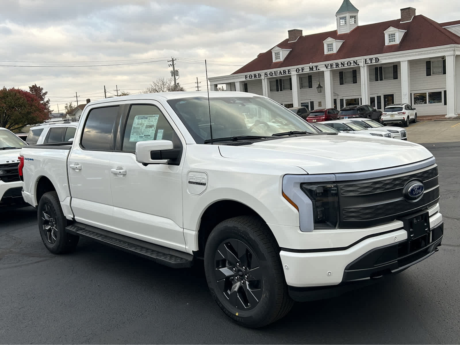 New 2023 Ford F150 Lightning Lariat AWD/4WD image 5