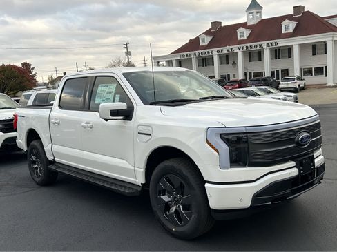 New 2023 Ford F150 Lightning Lariat image 5