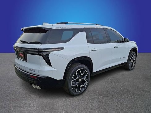 New 2026 Chevrolet Traverse High Country FWD image 3
