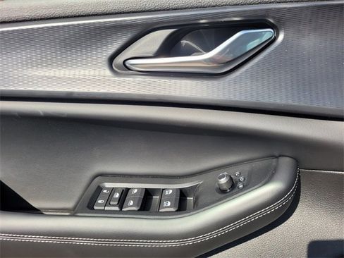 New 2026 Chrysler Pacifica Limited image 57