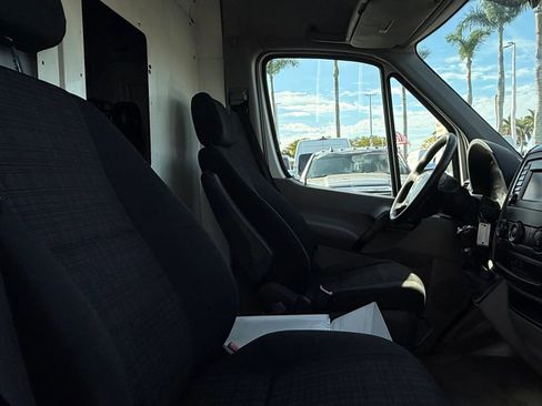 Used 2017 Mercedes-Benz Sprinter 3500 w/ Driver Comfort Package image 18