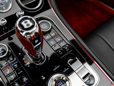 Used 2022 Bentley Continental GT image 67