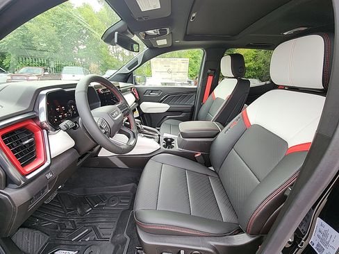 New 2025 GMC Canyon AT4 w/ AT4X Package image 16