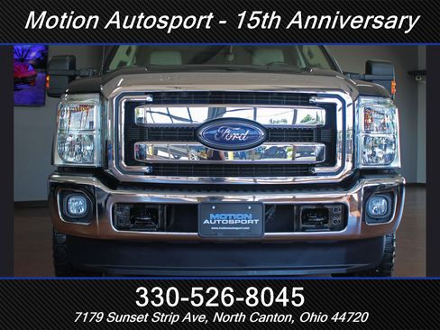 Used 2014 Ford F350 Lariat image 3