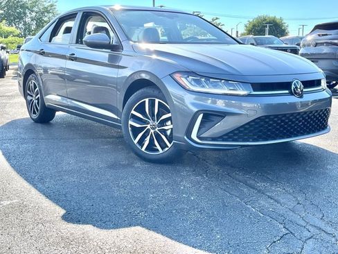 New 2026 Volkswagen Jetta SE FWD image 1
