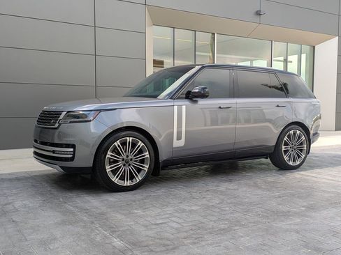 Used 2026 Land Rover Range Rover Long Wheelbase Autobiography AWD/4WD image 2