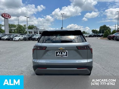 Used 2025 Chevrolet Equinox LT FWD image 6