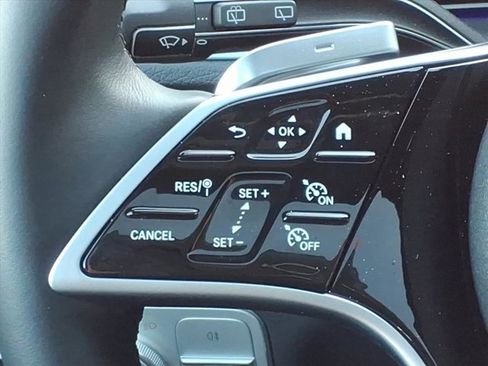 Used 2025 Mercedes-Benz GLE 450e GLE 450e image 9